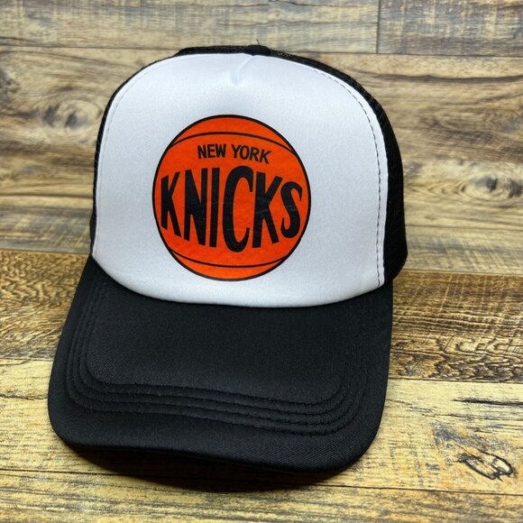 Retro New York Knicks Mens Trucker Hat Black Snapback Throwback Logo Basketball - Picture 1 of 1